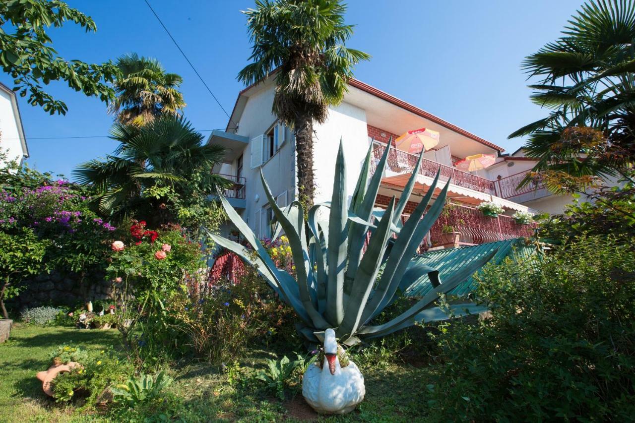 Holiday House Marica Lovran Exterior photo